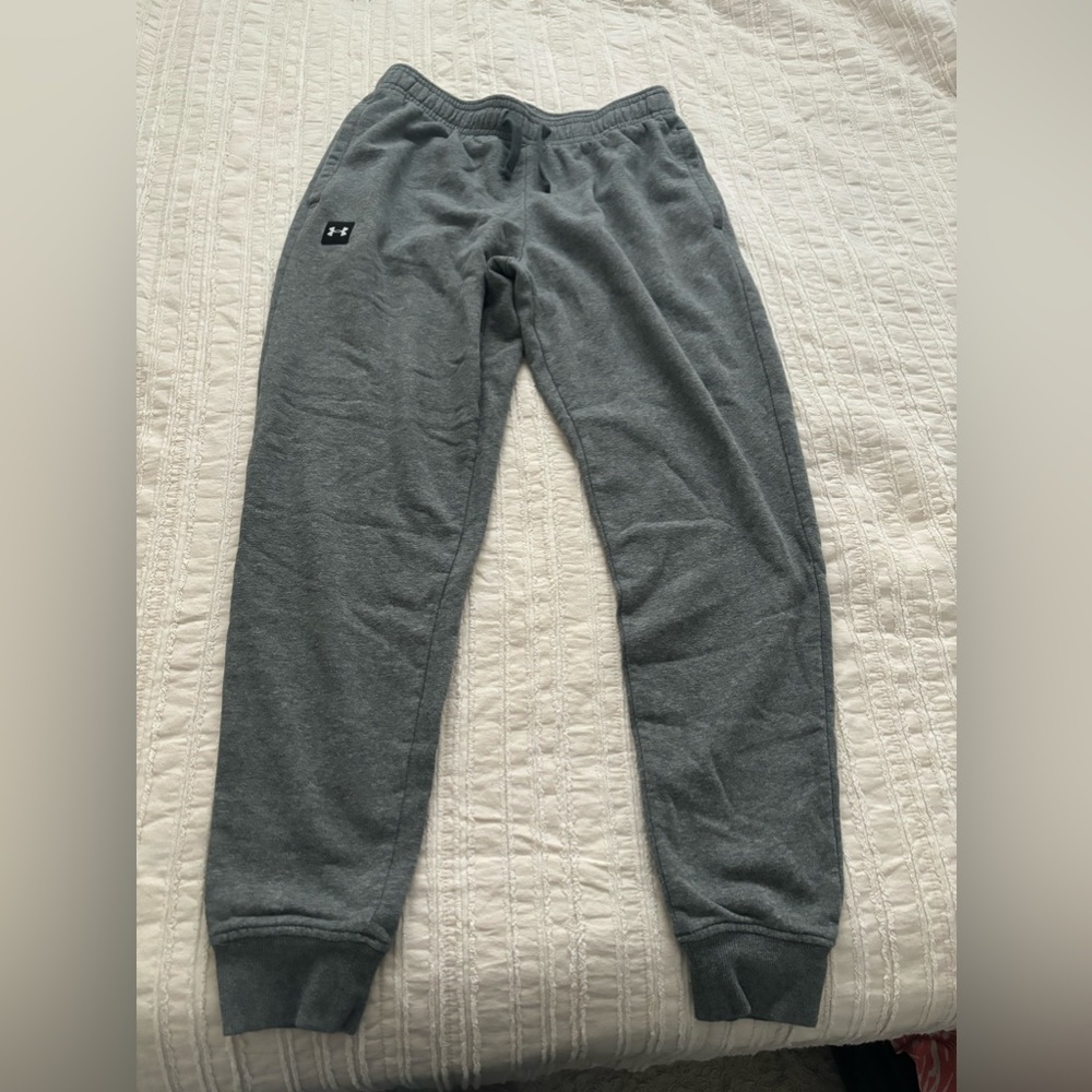 Men’s Under Armour sweatpants size large